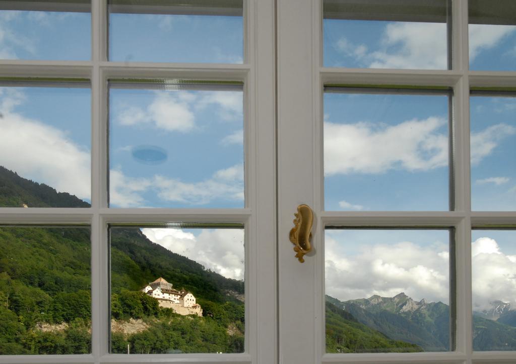 Hotel Gasthof Löwen Vaduz Exterior foto